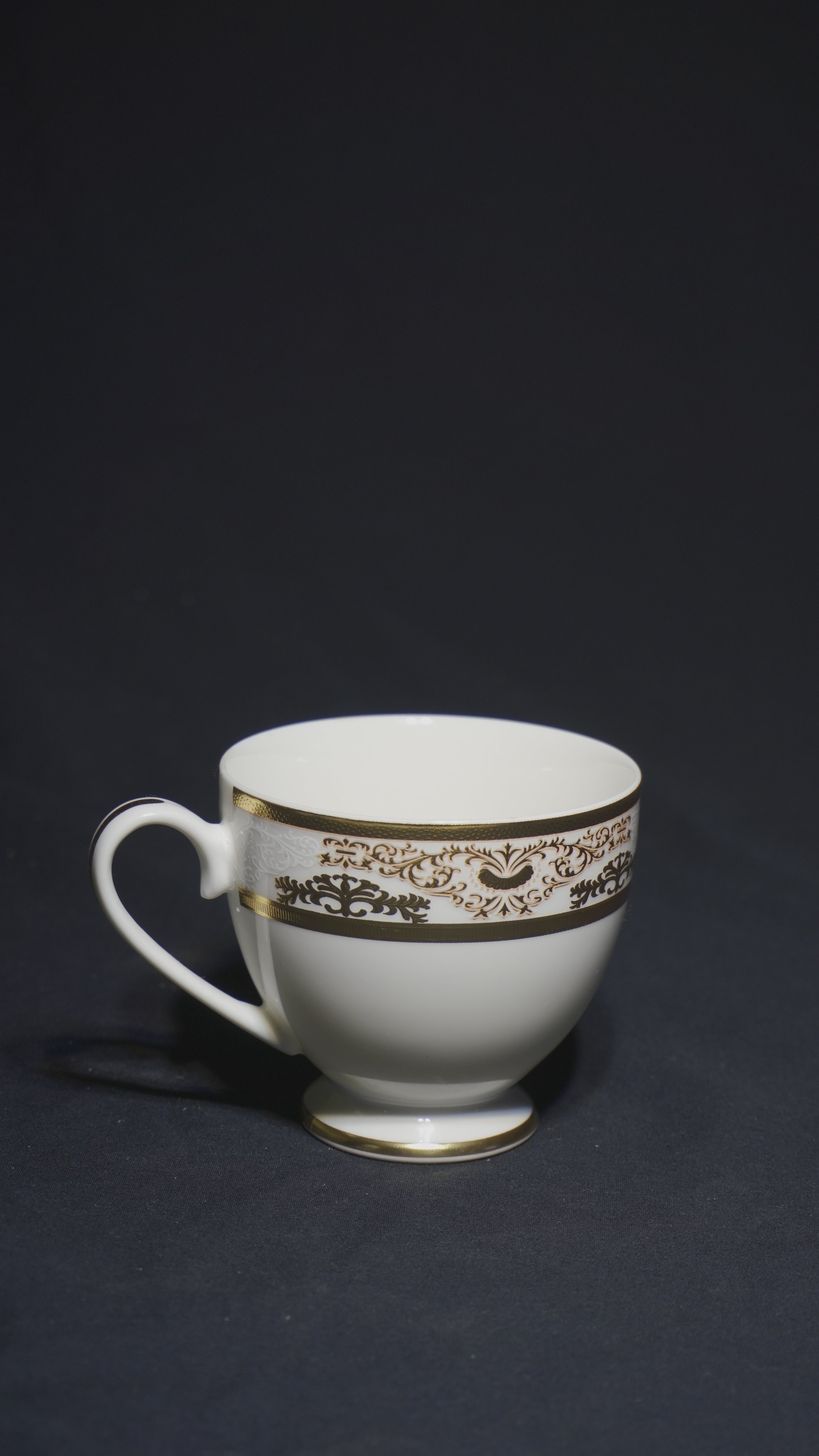 TASSE ROYALE ROYAL TEA CUP & SAUCER