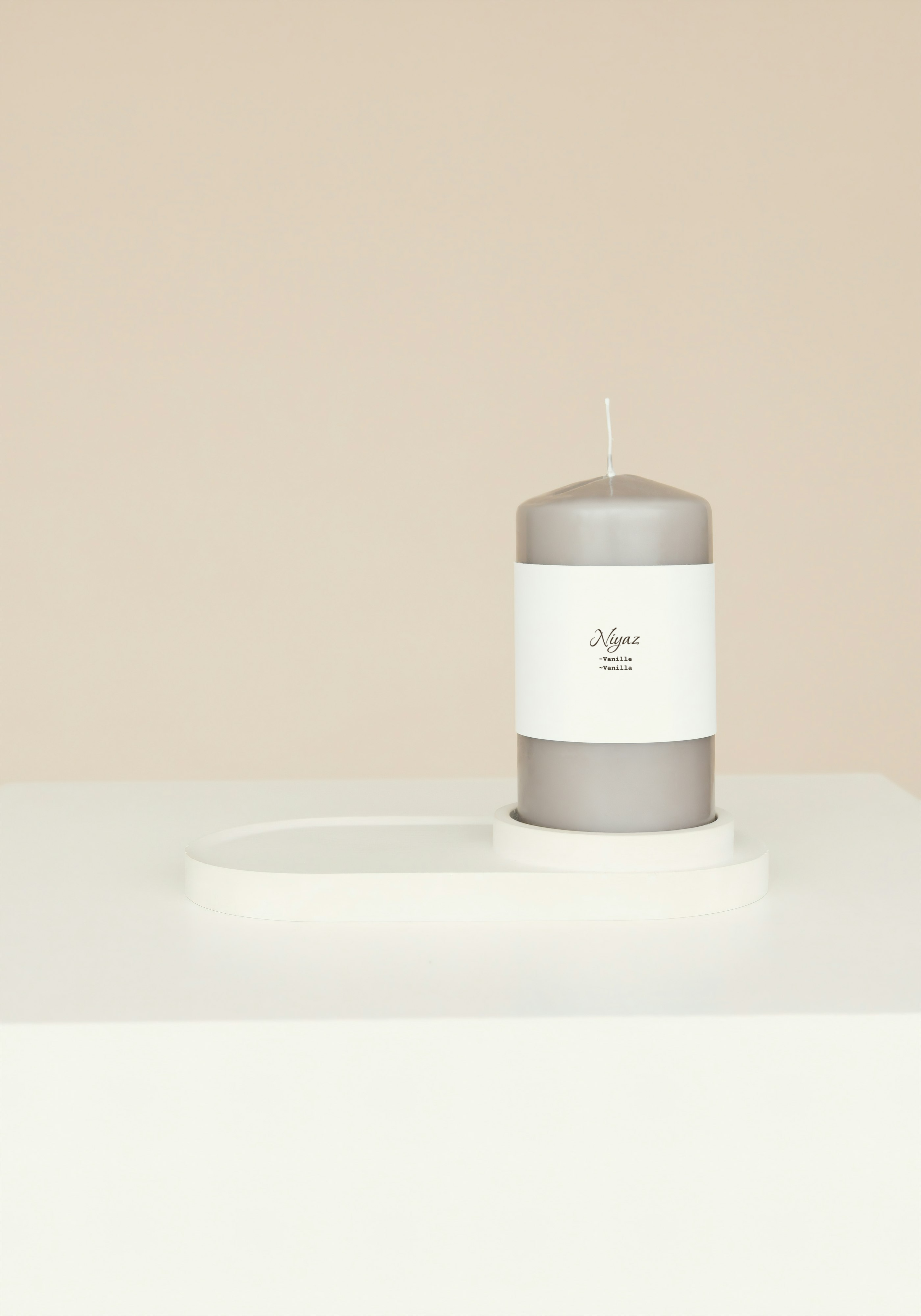 NIYAZ VANILLE SCENTED CANDLE (2.5 IN)