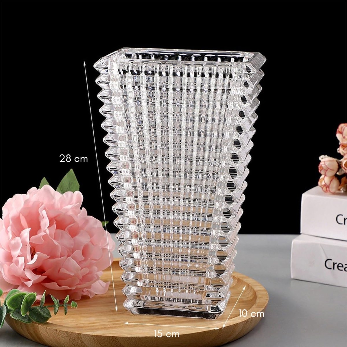 Sculptures & Figurines Bacarrat Rectangle Vase - Daamaira Home and Living Ltd