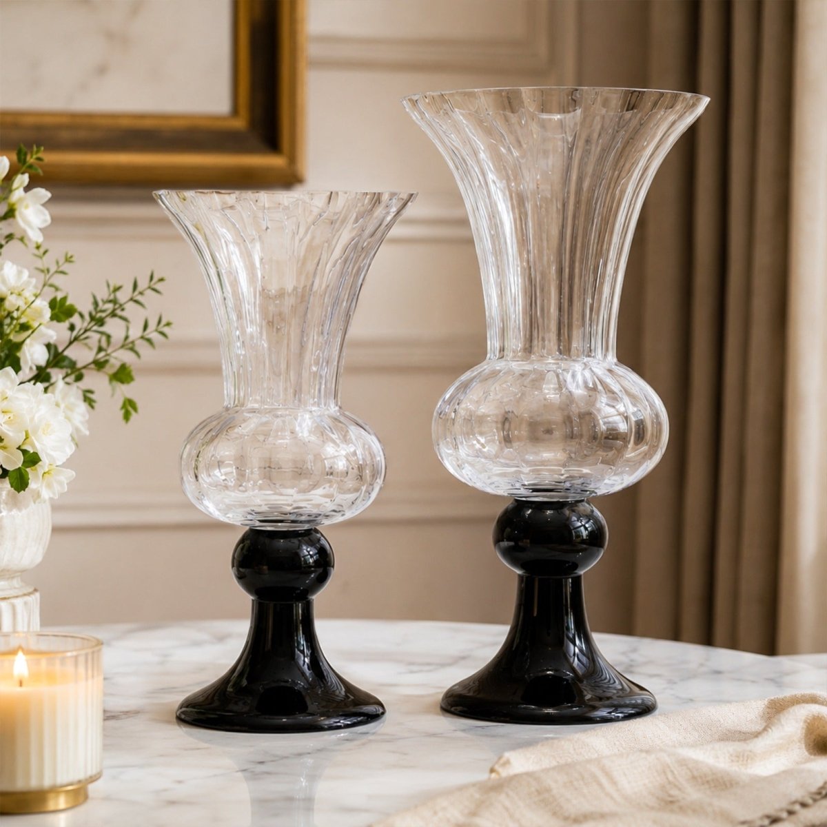 Vases Caara Clear Vase With Black Base - Daamaira Home and Living Ltd