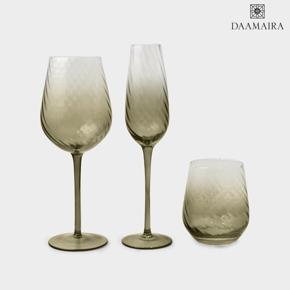 Drinking Glasses Emerald Set Of 4 Champagne Flutes with Gift Box - Daamaira Home and Living Ltd