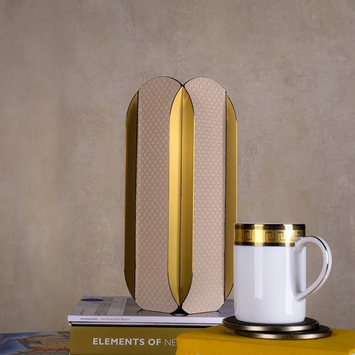 Vases Geometric Gold Flower Vase - Daamaira Home and Living Ltd