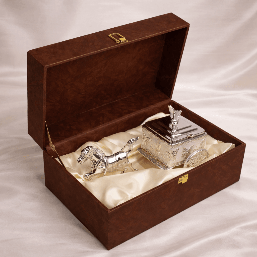 Horse Cart Decorative Gift Box - Daamaira Home and Living Ltd
