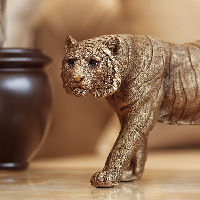 Sculptures & Figurines Magnificient Tiger - Daamaira Home and Living Ltd