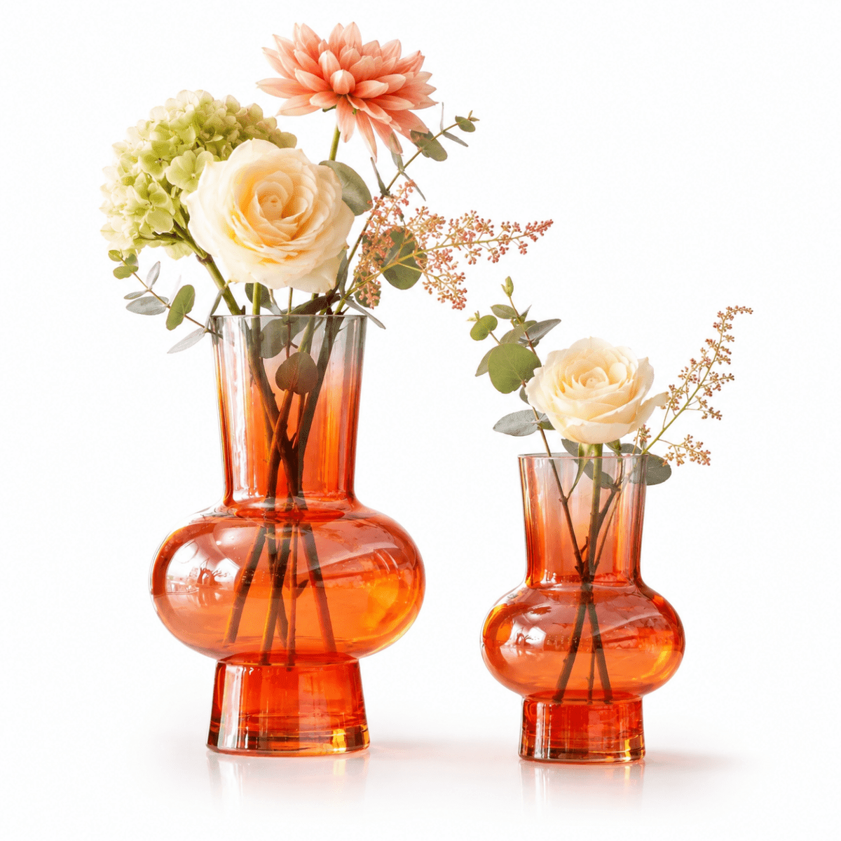 🎁 Orange Ombre Flower Vase - Daamaira Home and Living Ltd
