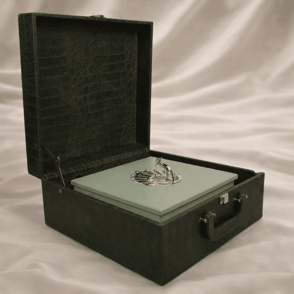 Peacock Gift Box with Case - Daamaira Home and Living Ltd
