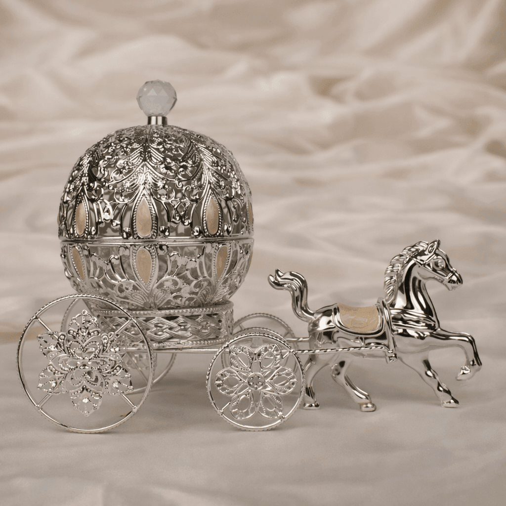 Royal Dome Horse Cart - Daamaira Home and Living Ltd