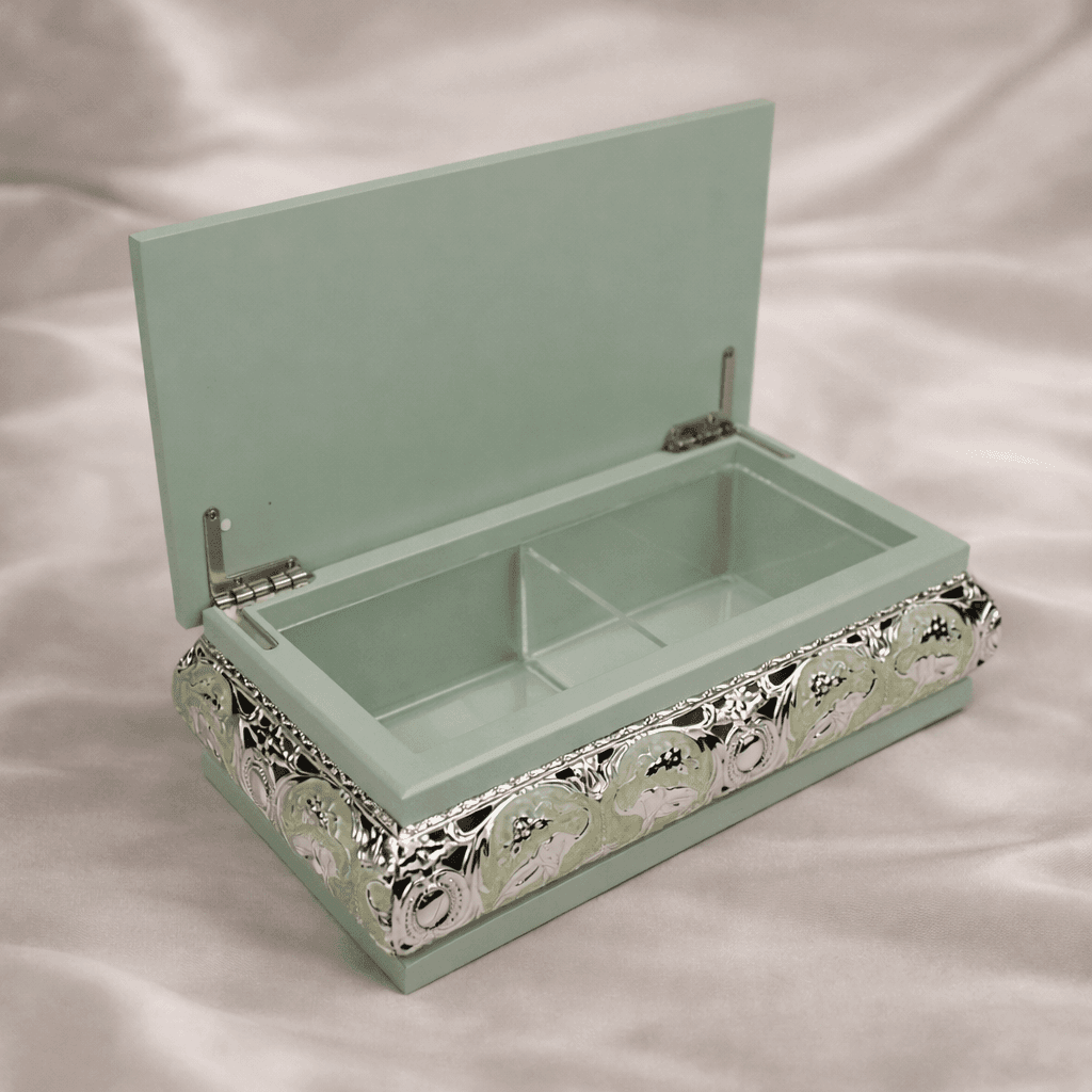 Royal Elephant Lid Dry Fruit Box - Daamaira Home and Living Ltd