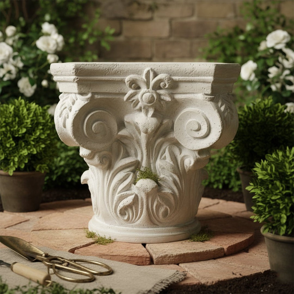 Sculptures & Figurines Royal Pedestal - Daamaira Home and Living Ltd