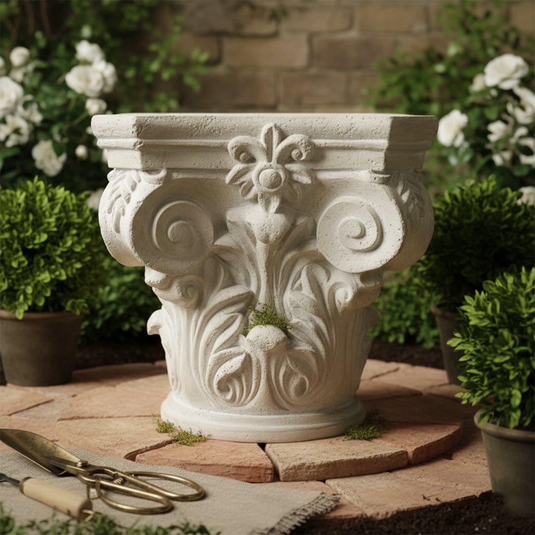 Sculptures & Figurines Royal Pedestal - Daamaira Home and Living Ltd
