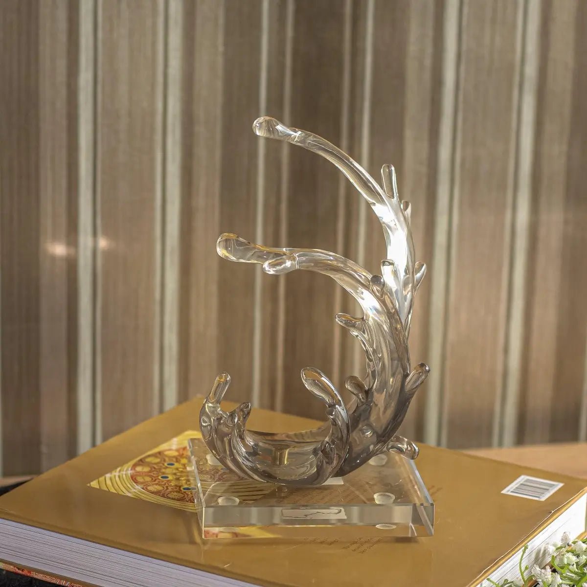 Sculptures & Figurines Water Splashing - Small - Daamaira Home and Living Ltd